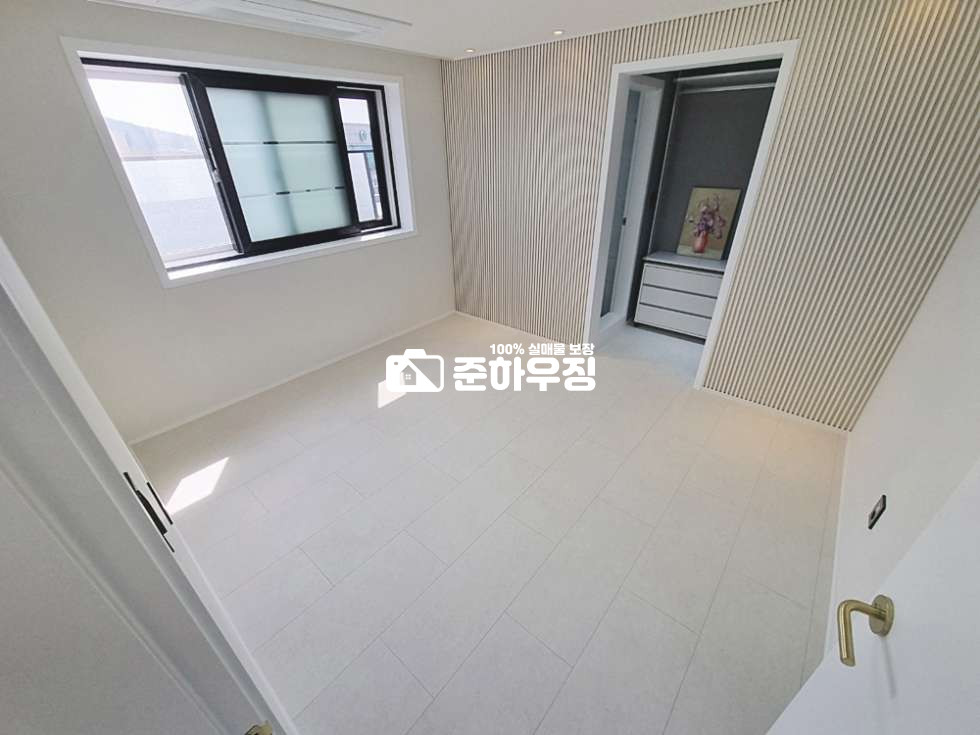 경기 안산단원구 와동 안산 단원구 와동!!3룸!왕테라스!!복층 ~최신형 삼성비스포크 식치세척기 ~!! 펜트리장, 시스템헹거 분양 매물번호 10179 사진 17