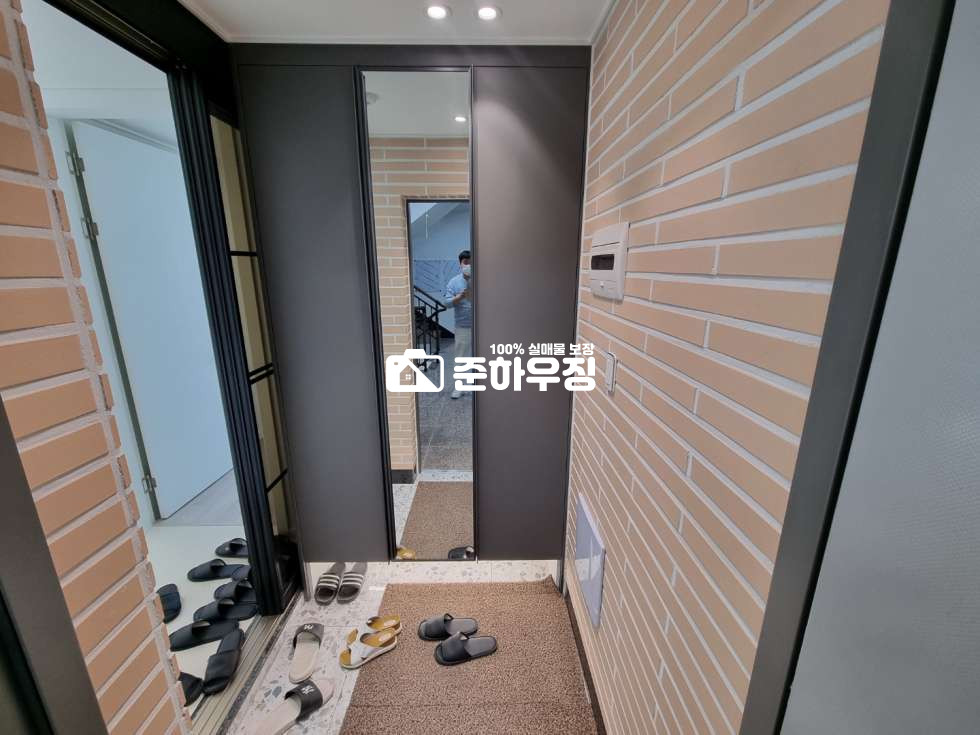 서울 구로구 오류동 2동 서울 구로구 오류동 !!천왕역 도보5분!! 방3개,욕실2개 4개동 대형 빌라 단지~! 시스템에어컨 3개~! 분양 매물번호 10219 사진 2
