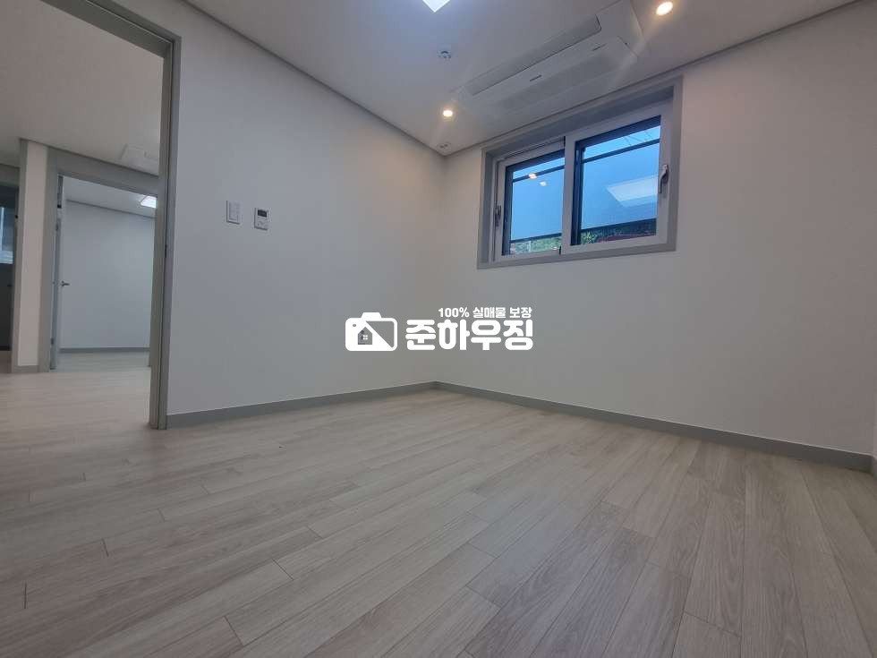 서울 구로구 고척동 서울 구로구 고척동!! 2룸!!세곡초등,오류중학교,고척고등학교 근접!! 집 바로뒤 등산로~!! 공기좋은 숲세권!갭투자가능 분양 매물번호 10226 사진 8