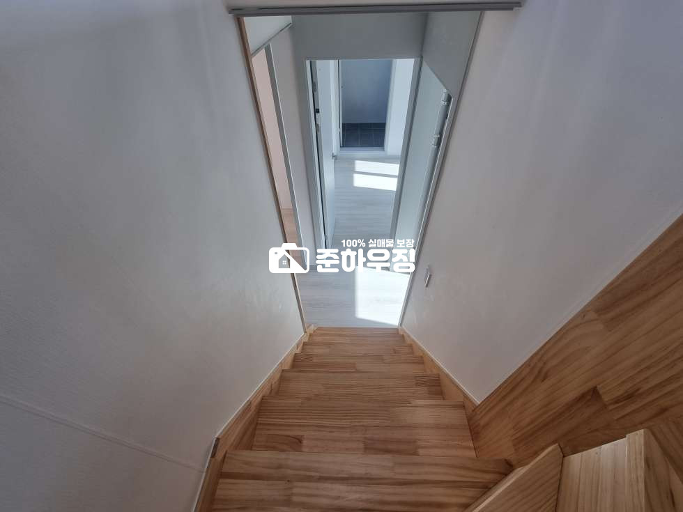 서울 구로구 고척동 서울 구로구 고척동!! 3룸,욕실2개!!복층!!세곡초등,오류중학교,고척고등학교 근접!! 집 바로뒤 등산로~!! 공기좋은 숲세권!갭투자가능 분양 매물번호 10230 사진 14