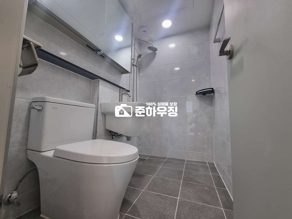 서울 구로구 고척동 서울 구로구 고척동!! 3룸,욕실2개!!복층!!세곡초등,오류중학교,고척고등학교 근접!! 집 바로뒤 등산로~!! 공기좋은 숲세권!갭투자가능 분양 매물번호 10230 사진 17