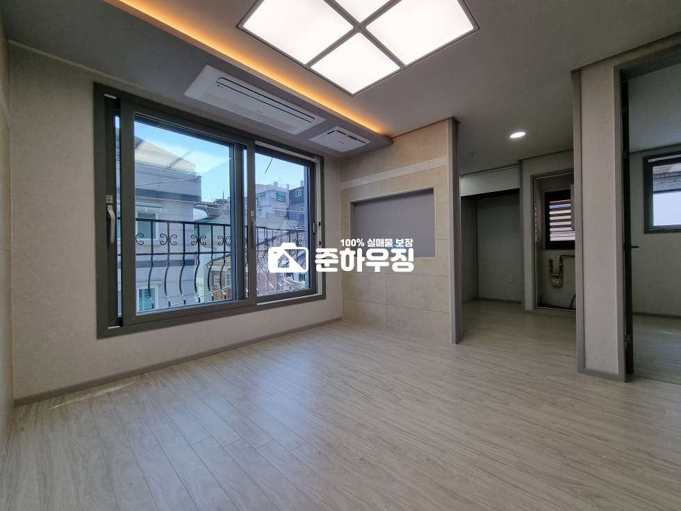 서울 금천구 독산동 서울 금천구 독산동!! 독보적인 2룸 사이즈~!! 주방과 거실이 확실히 분리된 구조!! 갭투자 및 실거주 추천 분양 매물번호 10235 사진 9