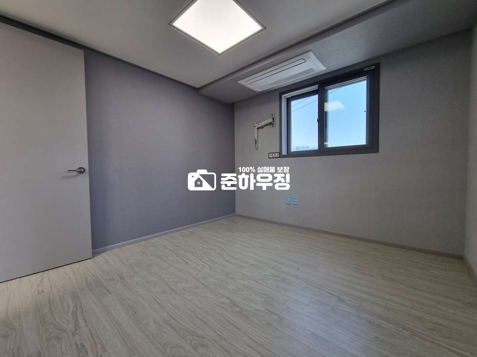서울 금천구 독산동 서울 금천구 독산동!! 독보적인 2룸 사이즈~!! 주방과 거실이 확실히 분리된 구조!! 갭투자 및 실거주 추천 분양 매물번호 10235 사진 12