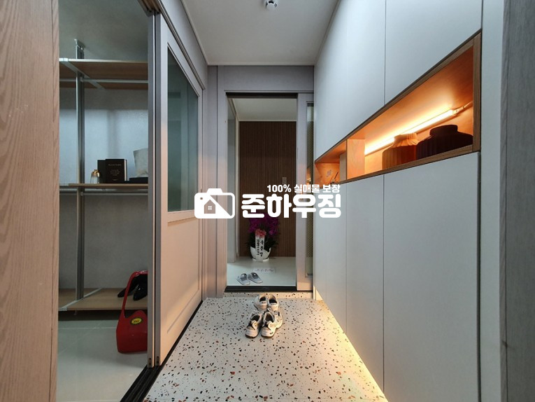 경기 김포시 통진읍 서암리 102동 김포시 ~주차100% 통진초교 인접 ~ 서울 진입 버스 인접!!! 제2외곽순환도로 개통으로 풍부한 교통망 확보, 주변 개발로 주택가격 상승 호재 많은 이곳 분양 매물번호 10447 사진 2
