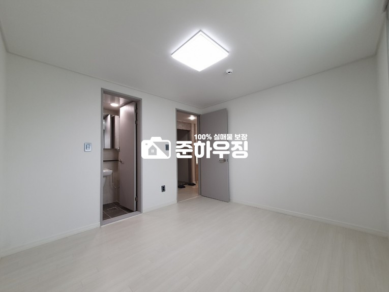 경기 김포시 통진읍 서암리 102동 김포시 ~주차100% 통진초교 인접 ~ 서울 진입 버스 인접!!! 제2외곽순환도로 개통으로 풍부한 교통망 확보, 주변 개발로 주택가격 상승 호재 많은 이곳 분양 매물번호 10451 사진 12