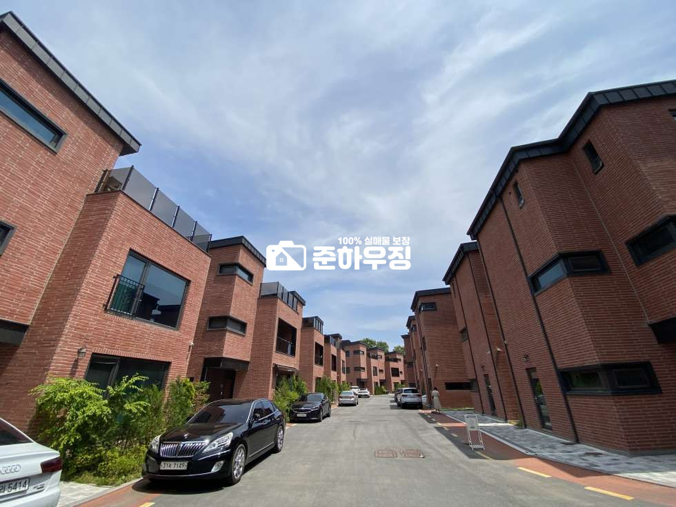 경기 고양일산서구 덕이동 -2억이나 할인하는 단지형 타운하우스,대지평수60평 분양 매물번호 10581 사진 1