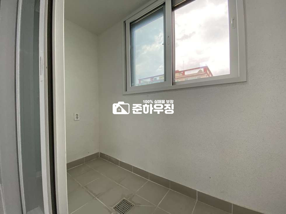 경기 부천오정구 삼정동 [부천시 오정구 삼정동]부천에서 가장 저렴한 4룸?! 4룸중 가성비 가장 좋아요. 그런데 집까지 좋아요.작은 테라스까지 완비된 오늘 살집 분양 매물번호 10624 사진 26