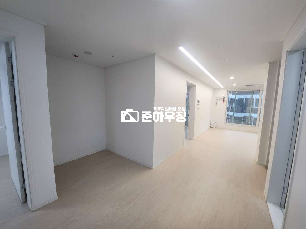 서울 금천구 시흥동 서울 금천구 시흥동 석우역 근처 신축 3룸 빌라, 실평수 30평형 정말 넓은 사이즈 분양 매물번호 10738 사진 1