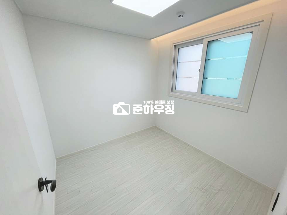 경기 안산단원구 고잔동 안산 단원구 고잔동!! 4룸 !복층!테라스! 선부역&고잔역,프리미엄빌라, 평생 공원조망,사통팔달 입지 분양 매물번호 10163 사진 18